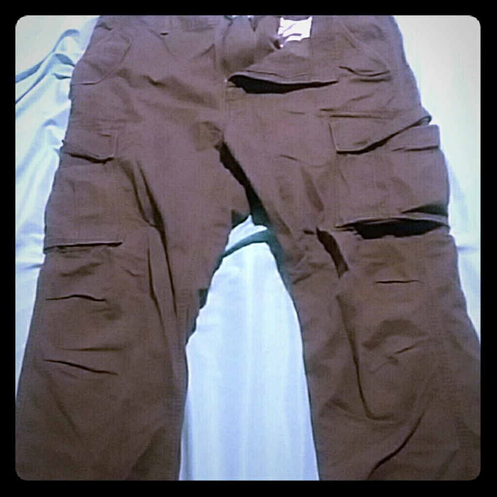 Army green cargo pants